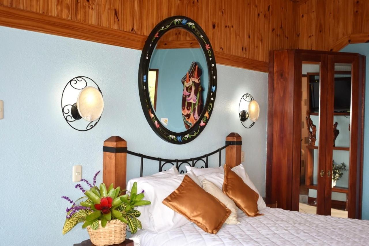 Guayabo Lodge Santa Cruz  Exteriör bild